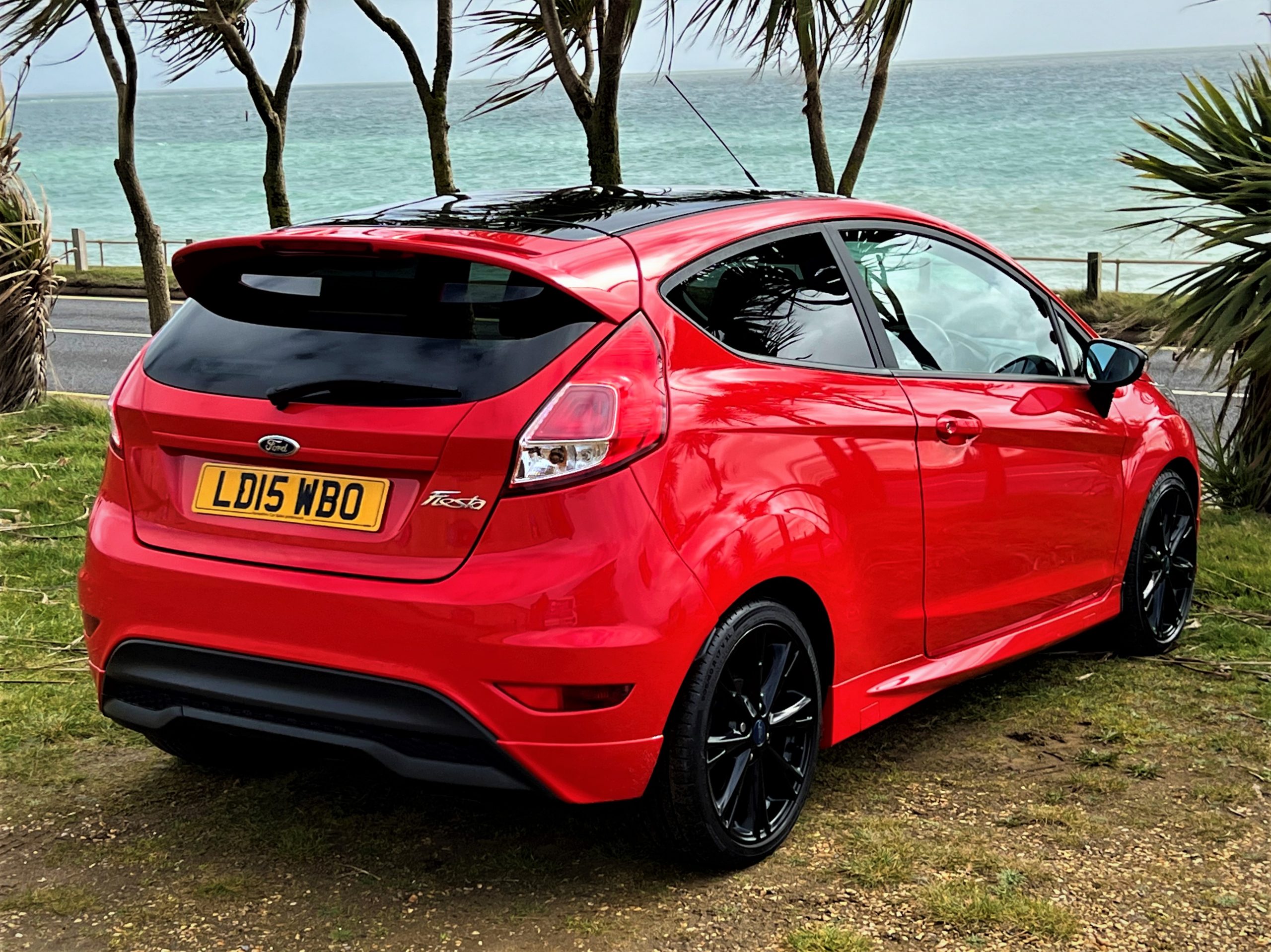 2015 Ford Fiesta 1.0 EcoBoost 140 Zetec S Red Edition 3dr